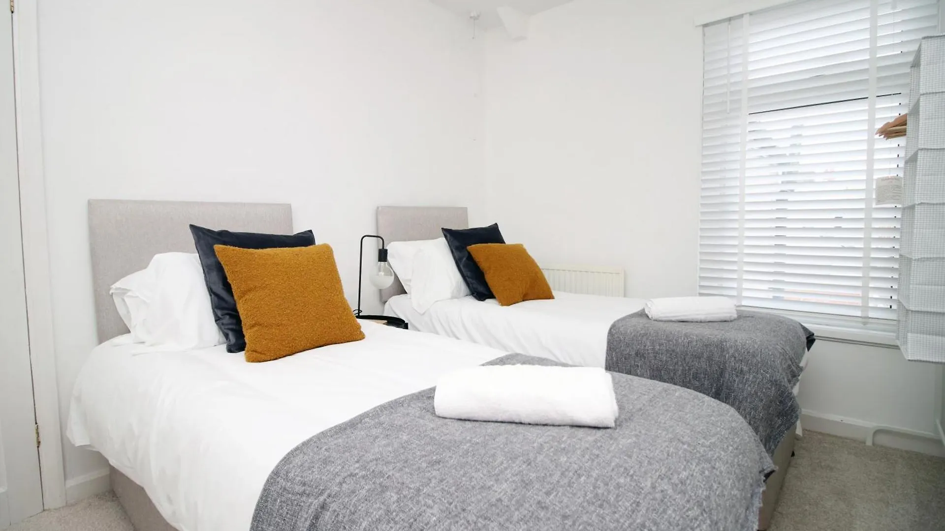 Mawr Terrace By Ty Sa - New 2 Bed In Llandaff Apartment Cardiff