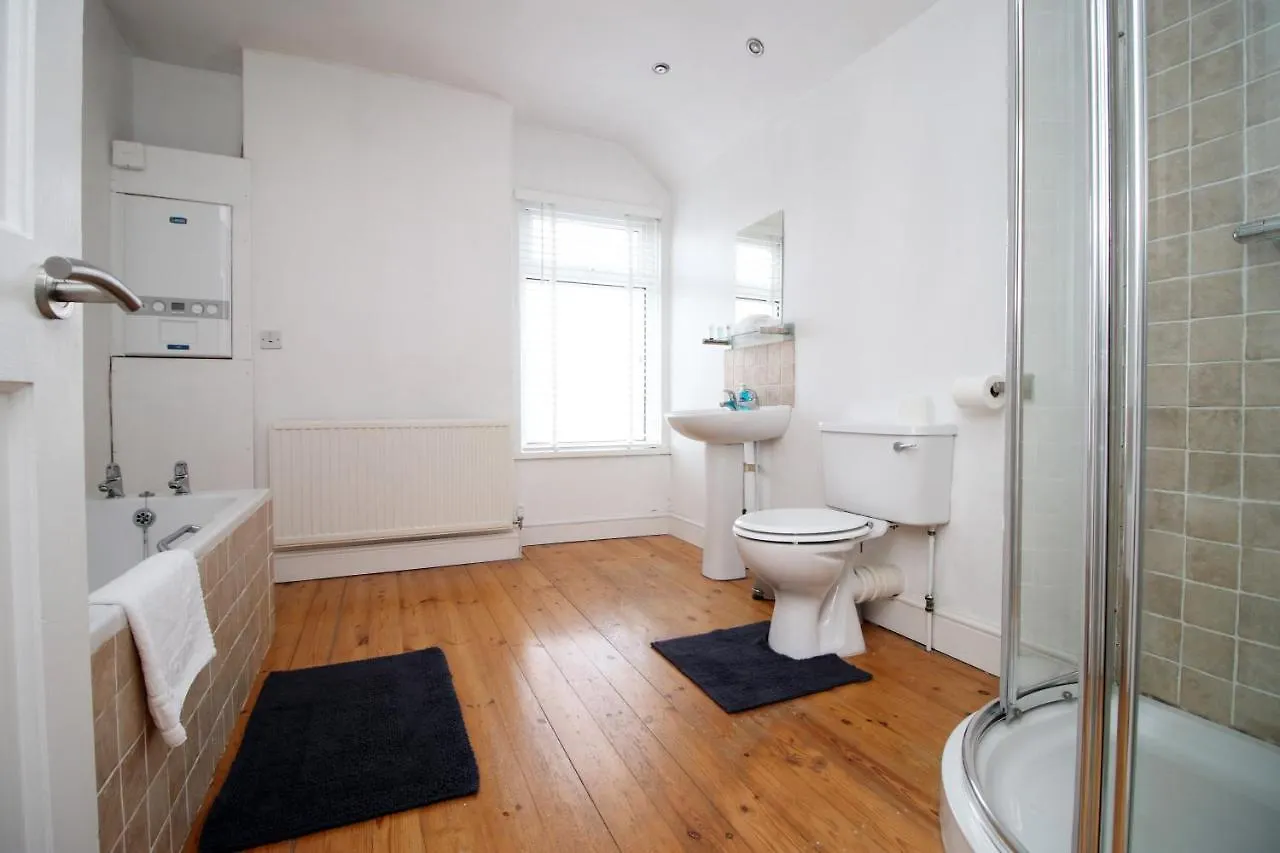 Mawr Terrace By Ty Sa - New 2 Bed In Llandaff Apartment Cardiff